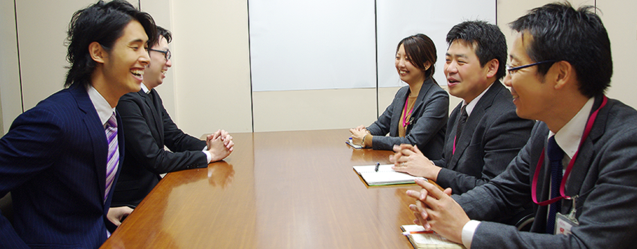 このように業績が上がっているなどのお話をいただけて、我々もお力添えができて何よりです。その一つ一つの業務が、何か小さなきっかけになって、それを皆さまの頑張りで掛け算のように大きく広げていて、お客さまの声として返ってきてくれることは、すごく励みになります。